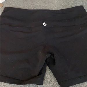 Lululemon Size 6 Shorts